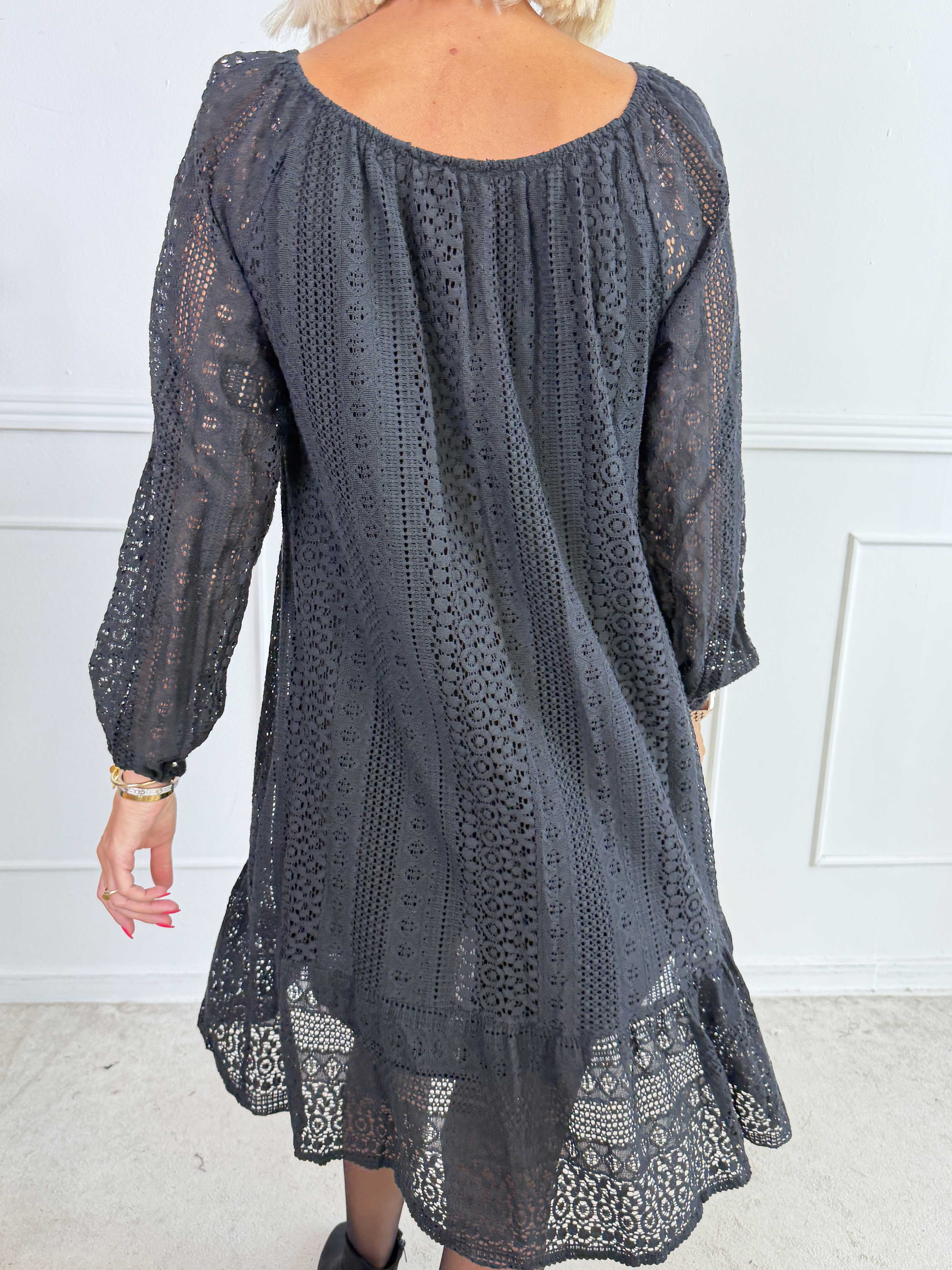 Galateia Long Sleeve – Feminin klänning i mjuk bomullsspets